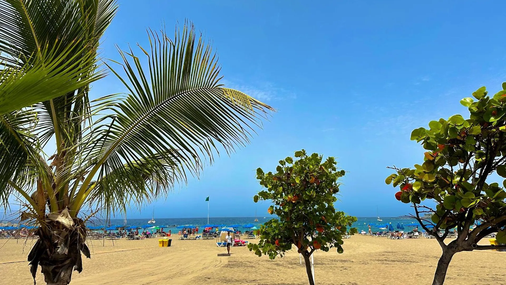 Fontana Beach Arona  Spagna