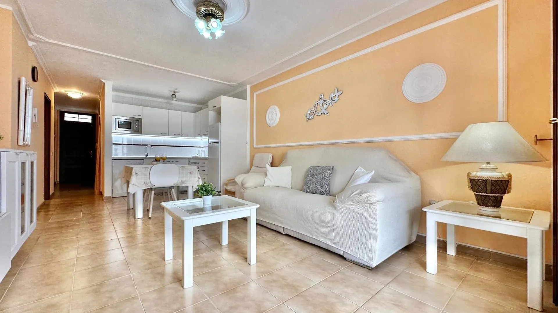 Fontana Beach Arona  Apartment