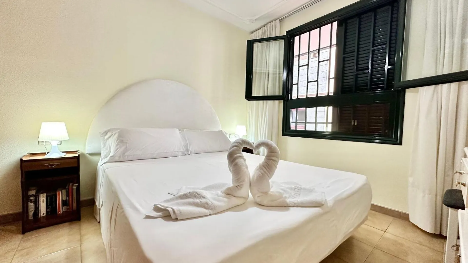 Apartment Fontana Beach Arona